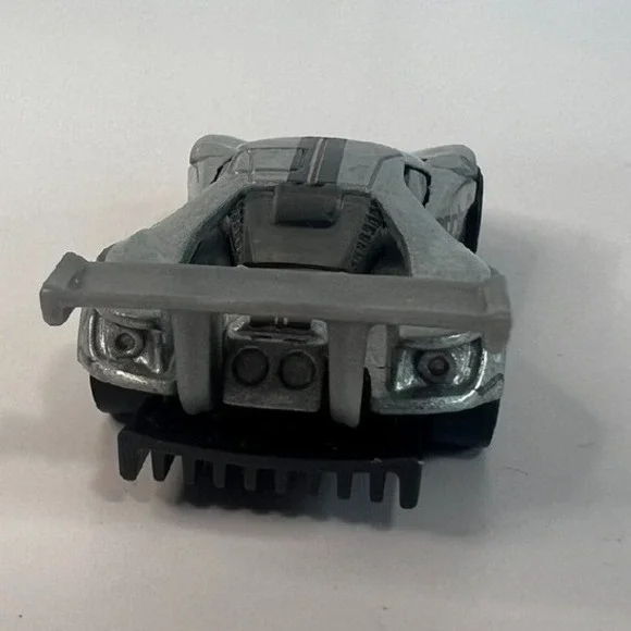 Hot Wheels DTW 92 2016 Ford GT Race 1/64 Grey Diecast, 3.25" Long, Collector Car - Picture 4 of 9